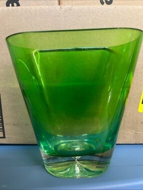 Better Homes And Gardens Emerald Green heavy oval Glass Vase bubble bottom